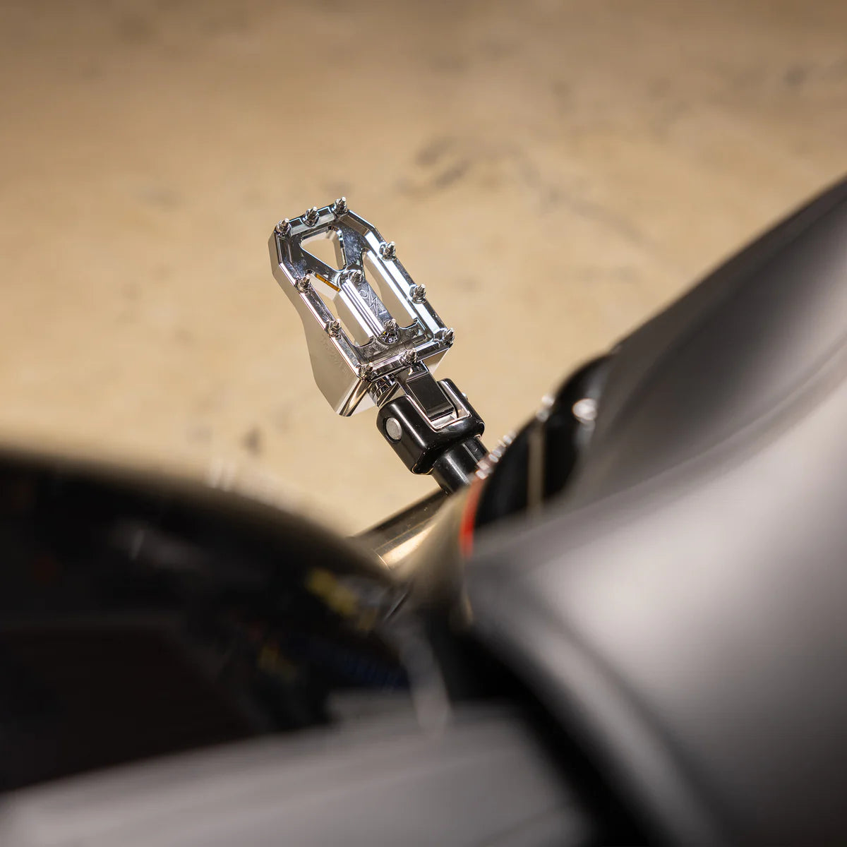 DAggressor Foot Pegs
Aggressor Foot Pegs - Rear - Chrome - HD '72-'25